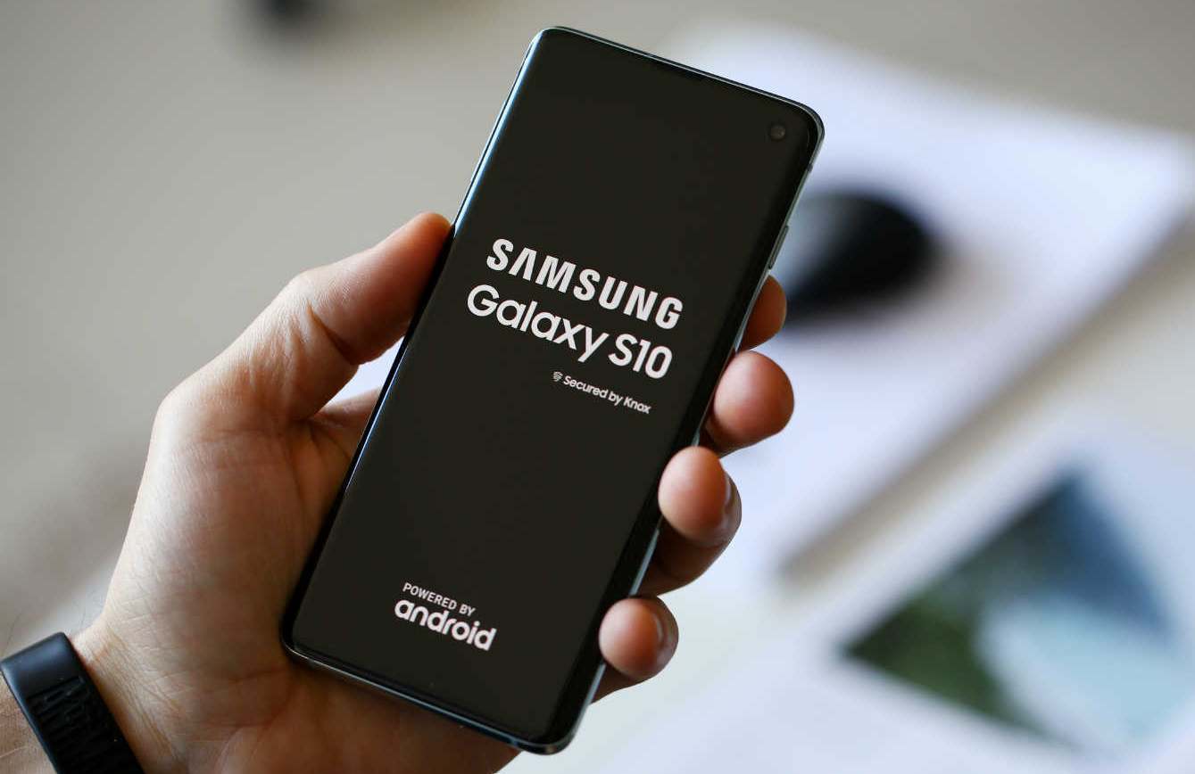 The Galaxy S10 gets a surprise new software update - SamMobile : r/galaxys10